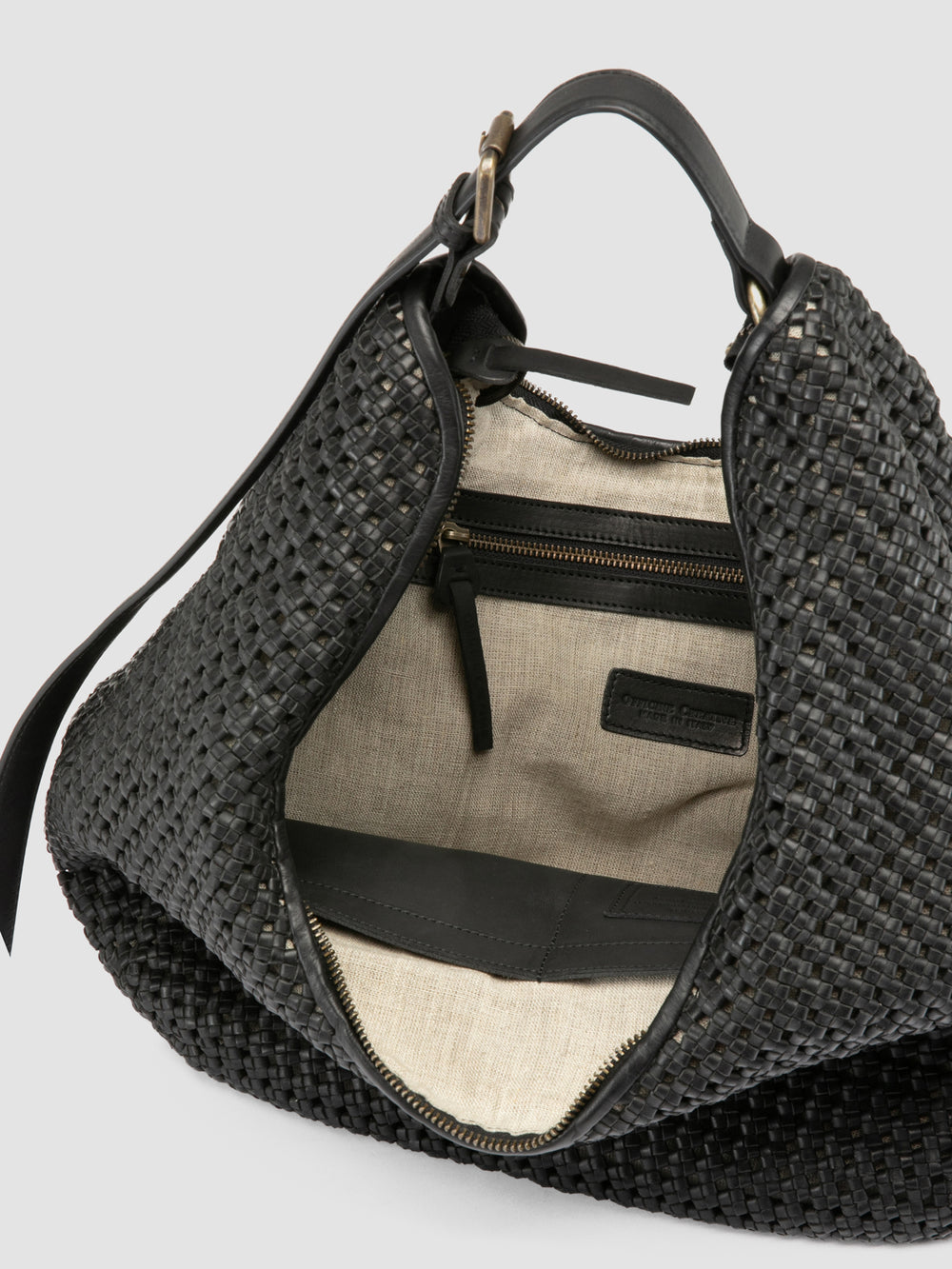 VICKY 002 - Black Leather Shoulder Bag - Image 7