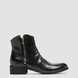 SHANTEL 004 - Black Leather Zipped Boots