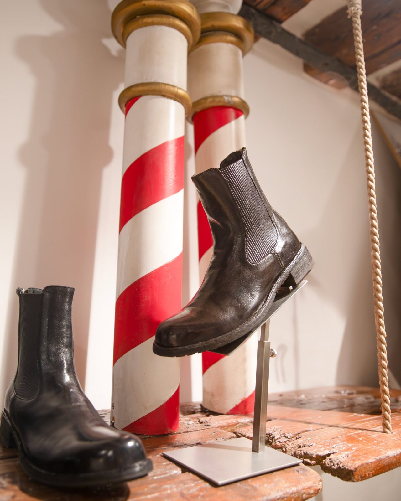 Officine Creative: Calzature e accessori artigianali